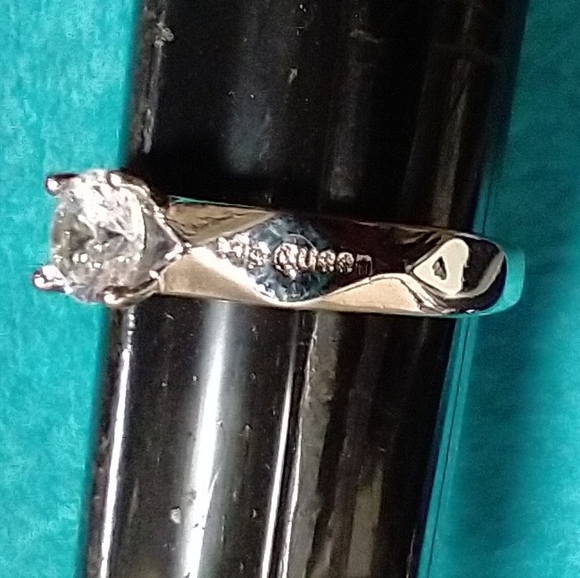 Elegant Silver Cz Ring Reads His Queen - Picture 3 of 6